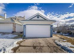 42 Spring Crescent SW Calgary, AB T3H 3V2