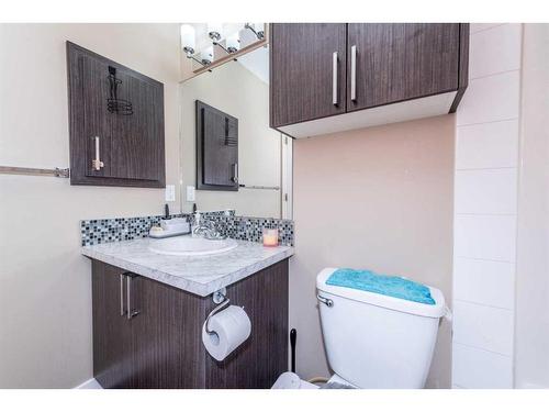 23 Saddlemont Way Ne, Calgary, AB - Indoor Photo Showing Bathroom