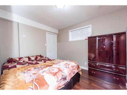 23 Saddlemont Way Ne, Calgary, AB - Indoor Photo Showing Bedroom