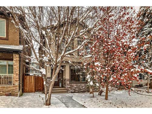 2416 1 Avenue Nw, Calgary, AB - Outdoor