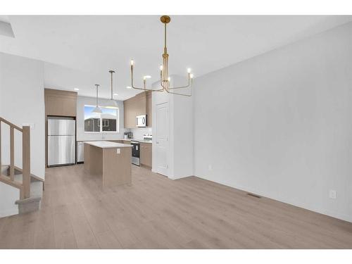 39 Sage Hill Lane Nw, Calgary, AB - Indoor Photo Showing Kitchen With Upgraded Kitchen