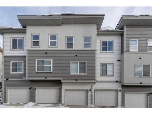 40-2117 81 Street Sw, Calgary, AB - Outdoor With Facade