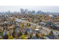 2-426 13 Avenue NE Calgary, AB T2E 1C2