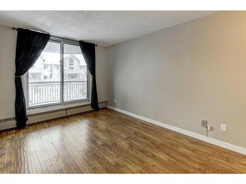 407-738 3 Avenue Sw, Calgary, AB - Indoor Photo Showing Other Room