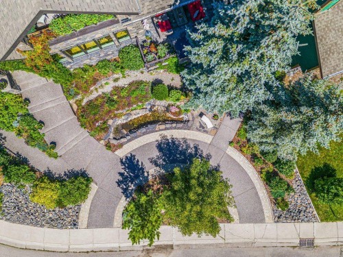 930 9 Street, Canmore, AB - Outdoor