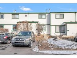 23-100 Pennsylvania Road SE Calgary, AB T2A 4Y8