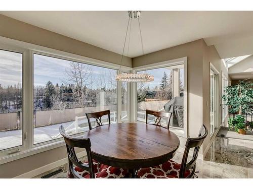 42 Woodhaven Crescent Sw, Calgary, AB - Indoor Photo Showing Dining Room