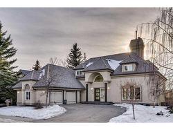 42 Woodhaven Crescent SW Calgary, AB T2W 5S3