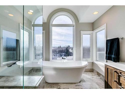 42 Woodhaven Crescent Sw, Calgary, AB - Indoor Photo Showing Bathroom