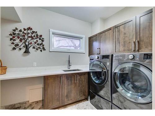 42 Woodhaven Crescent Sw, Calgary, AB - Indoor Photo Showing Laundry Room