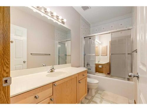 162 Rocky Ridge Circle Nw, Calgary, AB - Indoor Photo Showing Bathroom