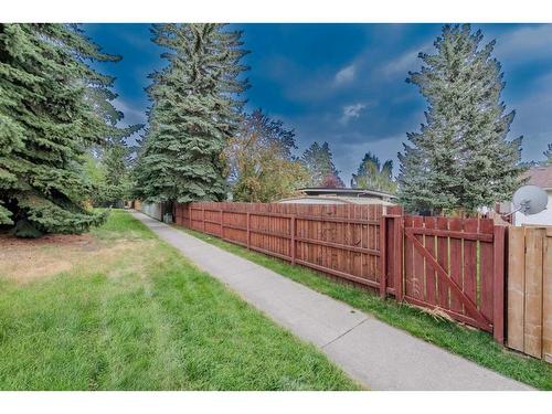 5655 Dalhousie Drive Nw, Calgary, AB - Outdoor