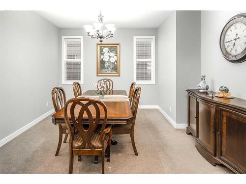 11 Evansview Road Nw, Calgary, AB - Indoor Photo Showing Dining Room