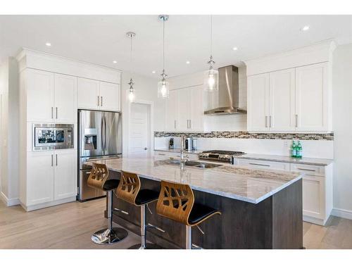 185 Carringvue Manor Nw, Calgary, AB - Indoor Photo Showing Kitchen With Upgraded Kitchen