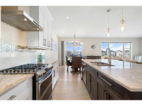 185 Carringvue Manor Nw, Calgary, AB - Indoor Photo Showing Kitchen With Double Sink With Upgraded Kitchen