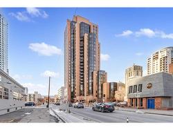 2403-1100 8 Avenue SW Calgary, AB T2P 3T9