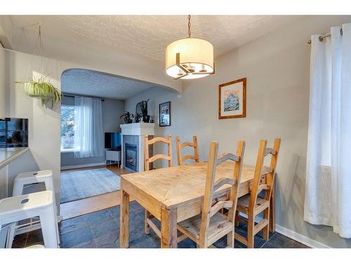 2517 20 Street Sw, Calgary, AB - Indoor Photo Showing Dining Room