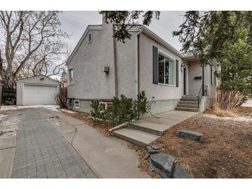 2517 20 Street Sw, Calgary, AB - Outdoor