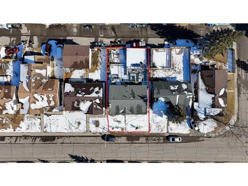 3812 49 Street Ne, Calgary, AB - Outdoor