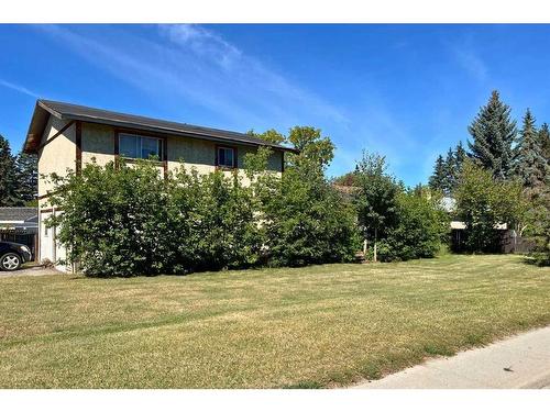 1903 Home Road Nw, Calgary, AB - Outdoor