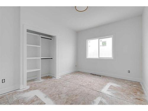 8127 Bowglen Road Nw, Calgary, AB - Indoor Photo Showing Other Room