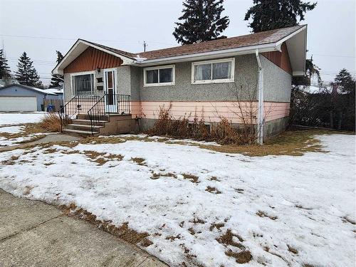 11 Beaupre Crescent Nw, Calgary, AB - Outdoor