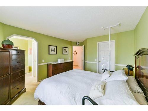 59 Coral Springs Boulevard Ne, Calgary, AB - Indoor Photo Showing Bedroom