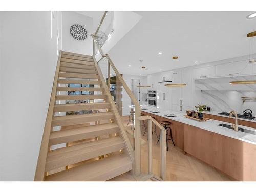 511 30 Street Nw, Calgary, AB - Indoor Photo Showing Kitchen With Double Sink