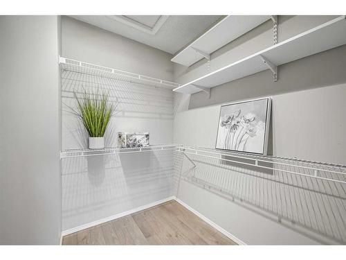 1308 154 Avenue Sw, Calgary, AB - Indoor Photo Showing Other Room