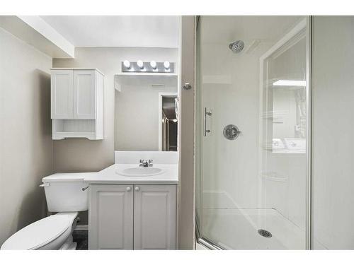 1308 154 Avenue Sw, Calgary, AB - Indoor Photo Showing Bathroom