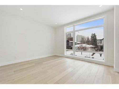 3536 7 Avenue Sw, Calgary, AB - Indoor