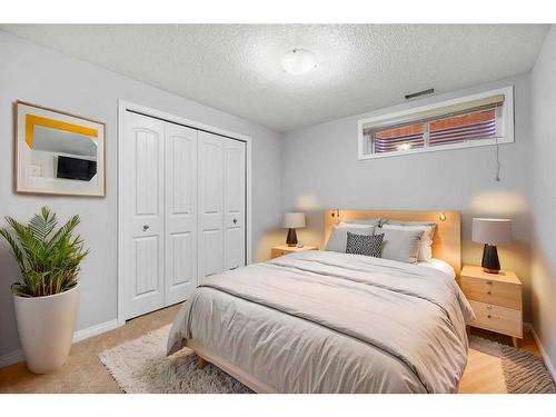 228 Taralake Terrace Ne, Calgary, AB - Indoor Photo Showing Bedroom