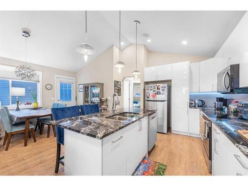 43 Hidden Valley Link Nw, Calgary, AB - Indoor Photo Showing Kitchen With Double Sink With Upgraded Kitchen