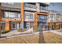 102-1632 20 Avenue NW Calgary, AB T2M 1G8