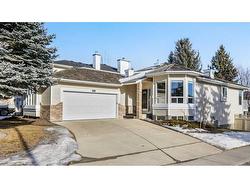 71 Evergreen Terrace SW Calgary, AB T2Y 2V9