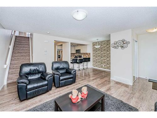 134 Cityscape Boulevard Ne, Calgary, AB - Indoor Photo Showing Living Room