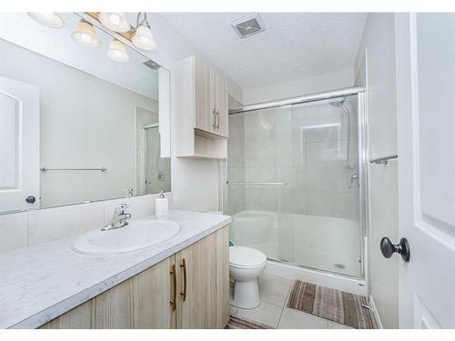 134 Cityscape Boulevard Ne, Calgary, AB - Indoor Photo Showing Bathroom