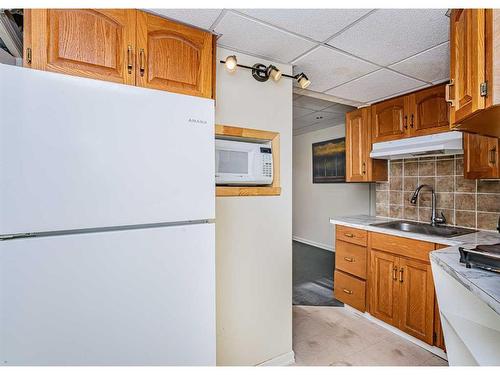 134 Cityscape Boulevard Ne, Calgary, AB - Indoor Photo Showing Kitchen