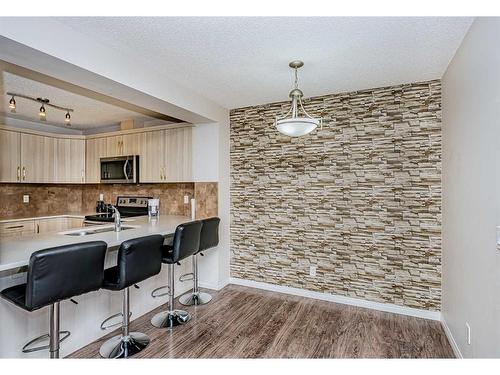 134 Cityscape Boulevard Ne, Calgary, AB - Indoor Photo Showing Kitchen