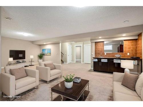 15 Silverado Skies Manor Sw, Calgary, AB - Indoor Photo Showing Living Room