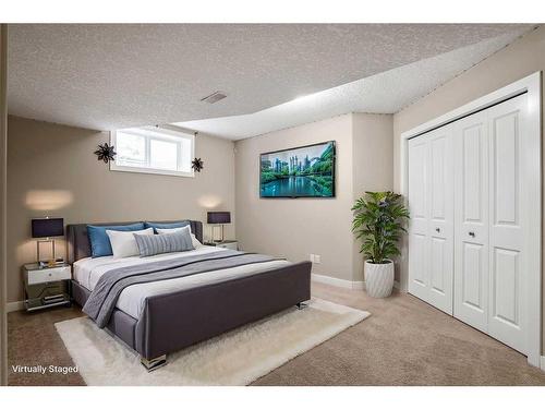 15 Silverado Skies Manor Sw, Calgary, AB - Indoor Photo Showing Bedroom