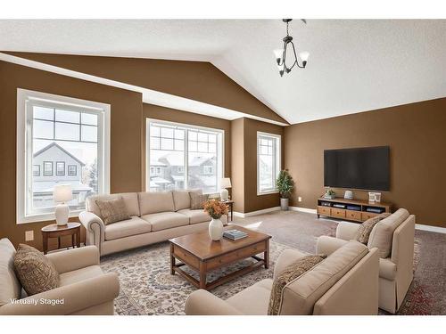 15 Silverado Skies Manor Sw, Calgary, AB - Indoor Photo Showing Living Room