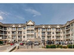 315-500 Rocky Vista Gardens NW Calgary, AB T3G 0C3