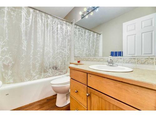 13 Saddlemont Grove Ne, Calgary, AB - Indoor Photo Showing Bathroom