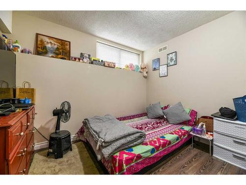 13 Saddlemont Grove Ne, Calgary, AB - Indoor Photo Showing Bedroom