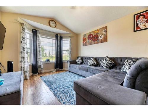 13 Saddlemont Grove Ne, Calgary, AB - Indoor Photo Showing Living Room