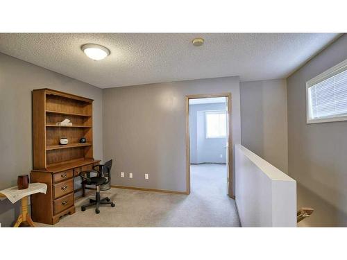 144 Mt Aberdeen Manor Se, Calgary, AB - Indoor