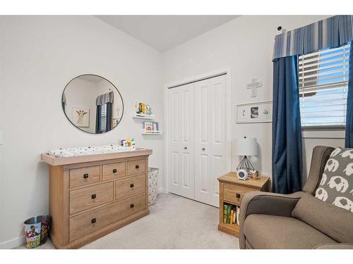 94 Walgrove Green Se, Calgary, AB - Indoor Photo Showing Bedroom