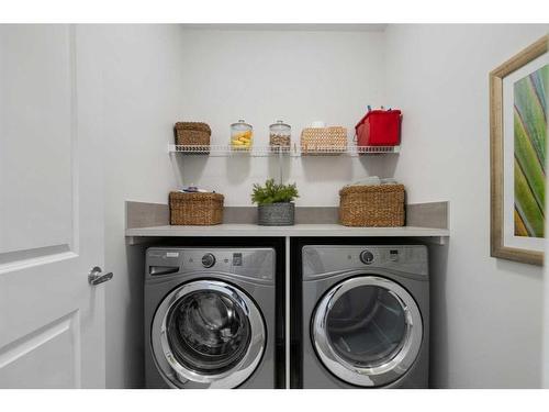 94 Walgrove Green Se, Calgary, AB - Indoor Photo Showing Laundry Room