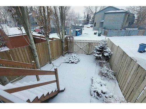 153 Templemont Drive Ne, Calgary, AB - Outdoor With Deck Patio Veranda